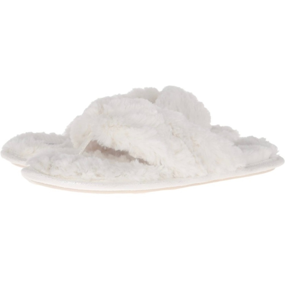 New, In Box, Daniel Green Faux Fur Thong Slippers - Cream/Ivory - Women’s Size 9